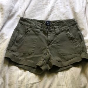 Army green high waisted shorts